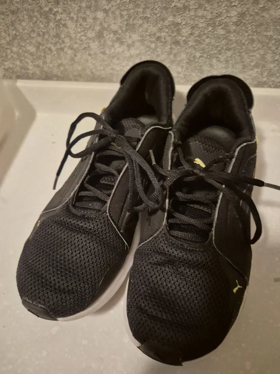 Puma eco ortholite running shoes deals